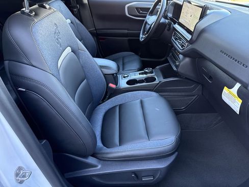 Used 2025 Ford Bronco Sport Outer Banks w/ Outer Banks Tech Package+ image 13