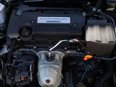 Used 2015 Honda Accord LX image 27