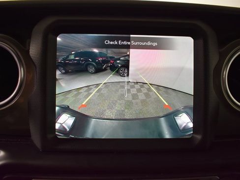 Used 2023 Jeep Gladiator Overland image 21