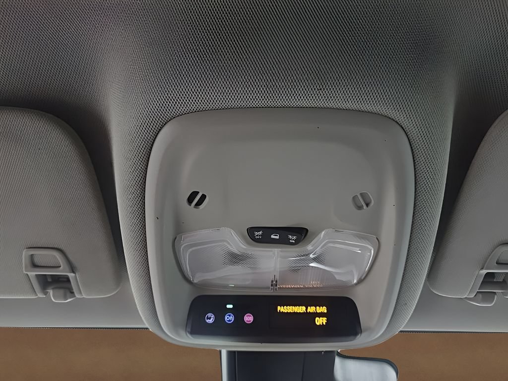 Used 2024 Buick Encore GX Sport Touring FWD image 36