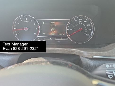 Used 2023 Kia Sorento EX w/ Panoramic Sunroof Package image 5