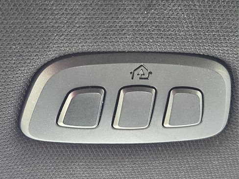 Used 2021 Lincoln Aviator Reserve w/ Equipment Group 202A image 21