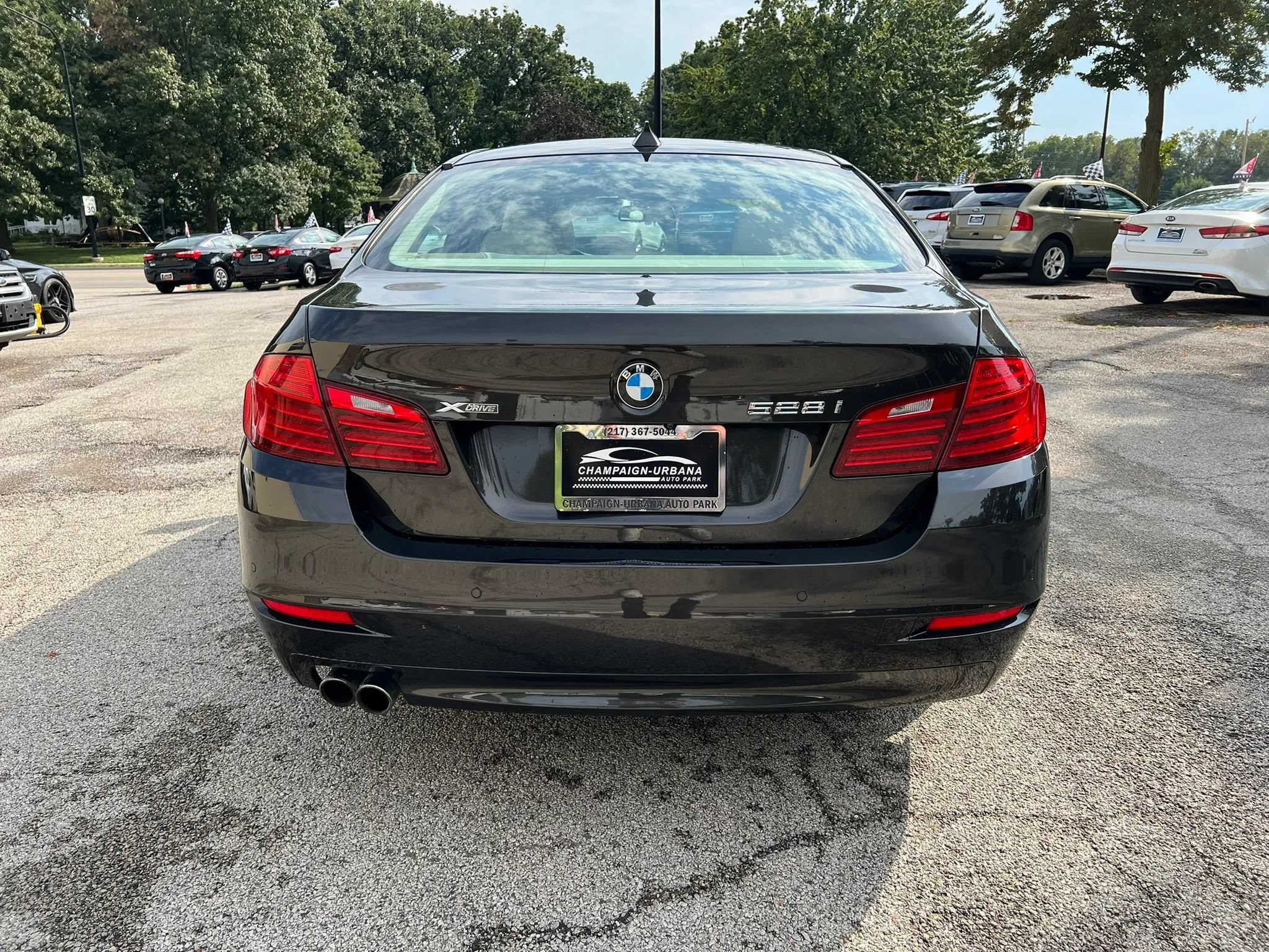 Used 2015 BMW 528i xDrive Sedan AWD/4WD image 6