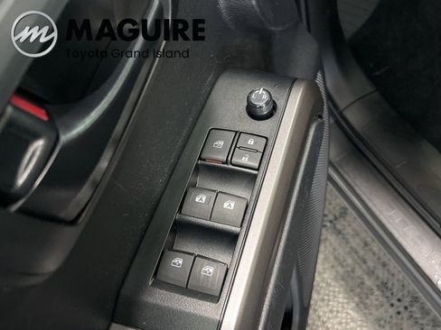 Used 2023 Toyota Tacoma SR5 image 4