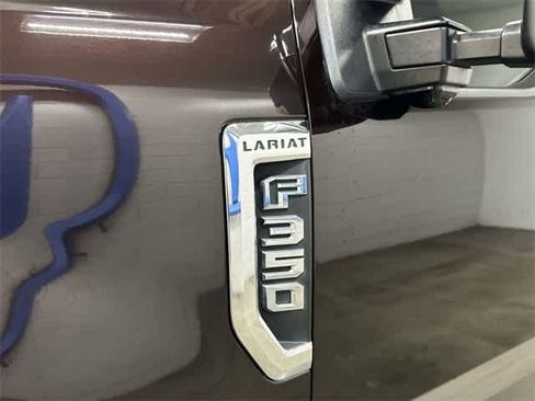 Used 2018 Ford F350 Lariat image 31