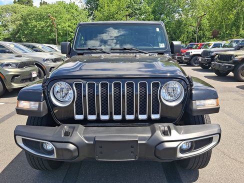 Used 2023 Jeep Wrangler Unlimited Sahara w/ Cold Weather Group AWD/4WD image 8