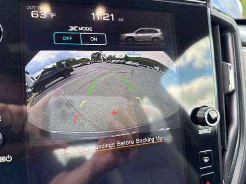 Used 2025 Subaru Forester Premium image 33