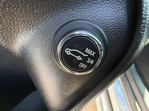 Used 2023 Buick Encore GX Select w/ Sport Touring Package FWD image 9