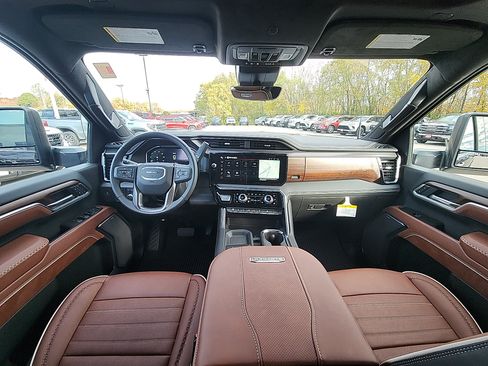 New 2026 GMC Sierra 3500 Denali Ultimate image 32
