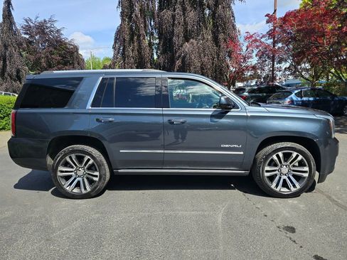 Used 2019 GMC Yukon Denali w/ Denali Ultimate Package AWD/4WD image 3