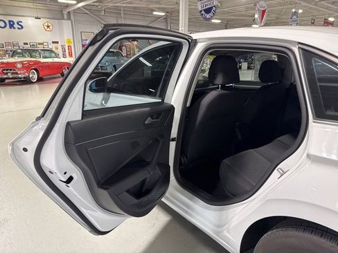 Used 2021 Volkswagen Jetta S w/ Driver Assistance Package image 23