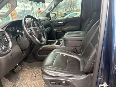 Used 2020 Chevrolet Silverado 1500 LT Trail Boss image 8