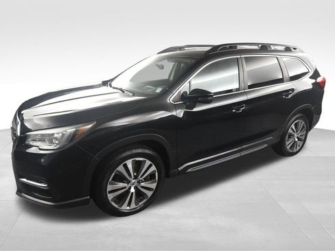 Used 2019 Subaru Ascent Limited image 1
