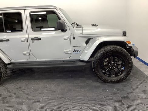 Used 2022 Jeep Wrangler Unlimited Sahara w/ Cold Weather Group image 22