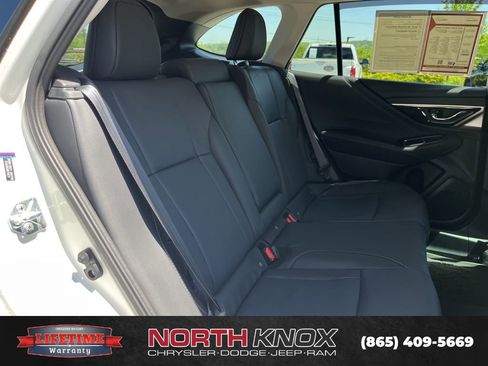 Used 2025 Subaru Outback Limited AWD/4WD image 24