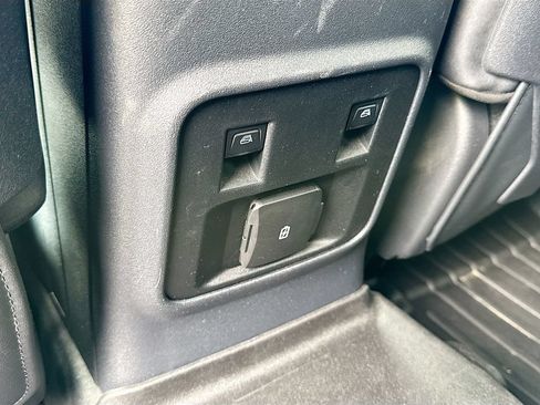 Used 2023 Ford Bronco Black Diamond AWD/4WD image 25