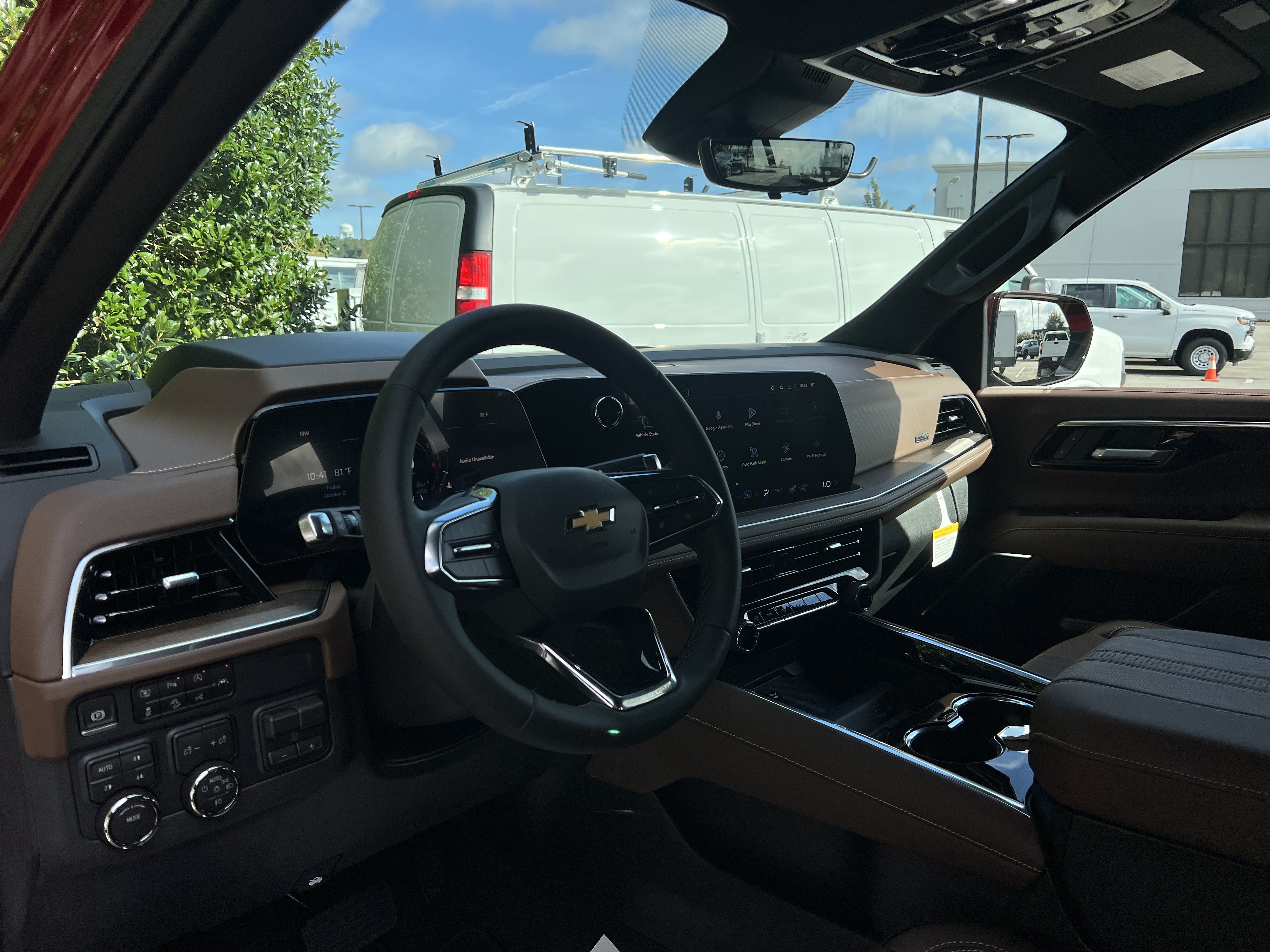 New 2026 Chevrolet Tahoe High Country w/ Sun And Tow Package AWD/4WD image 17