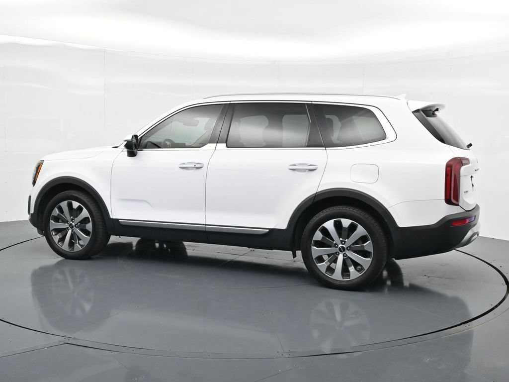Used 2022 Kia Telluride S AWD/4WD image 5