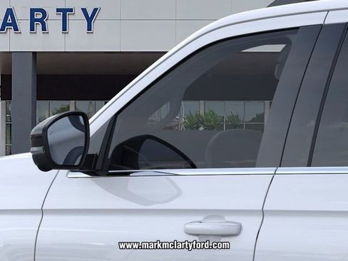 New 2026 Ford Expedition Active image 20