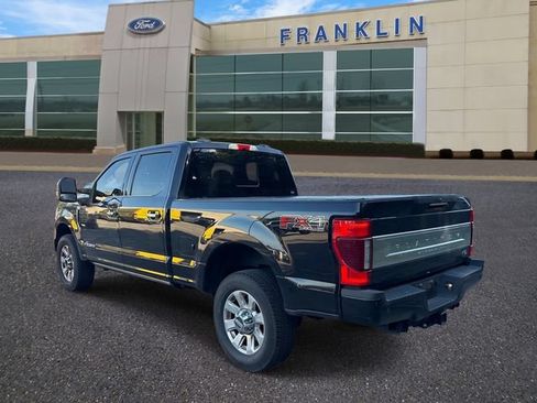 Used 2022 Ford F350 Platinum w/ FX4 Off-Road Package AWD/4WD image 5