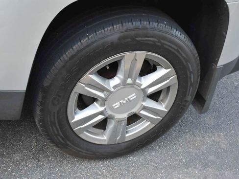 Used 2015 GMC Terrain SLE w/ LPO, Protection Package FWD image 35