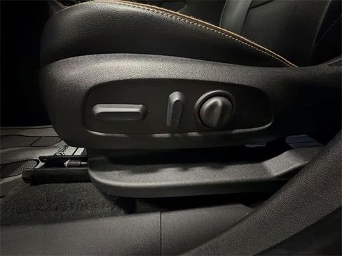 Used 2023 GMC Terrain AT4 w/ Tech Package image 12