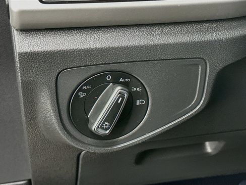 Used 2022 Volkswagen Atlas Cross Sport SE AWD/4WD image 17