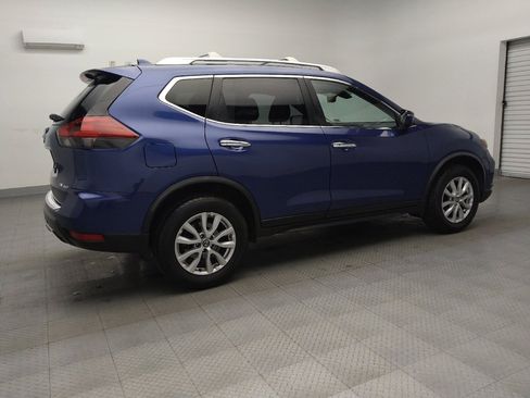 Used 2020 Nissan Rogue SV image 10