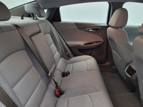 Used 2022 Chevrolet Malibu LT FWD image 19
