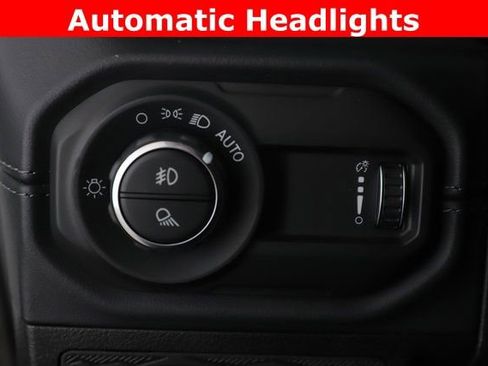 New 2026 Jeep Gladiator Sport image 18