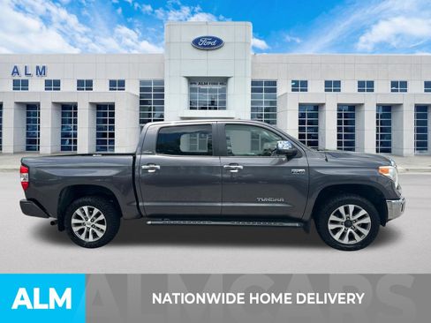 Used 2017 Toyota Tundra Limited w/ Limited Premium Package AWD/4WD image 4