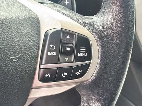 Used 2020 Ford Explorer XLT image 29