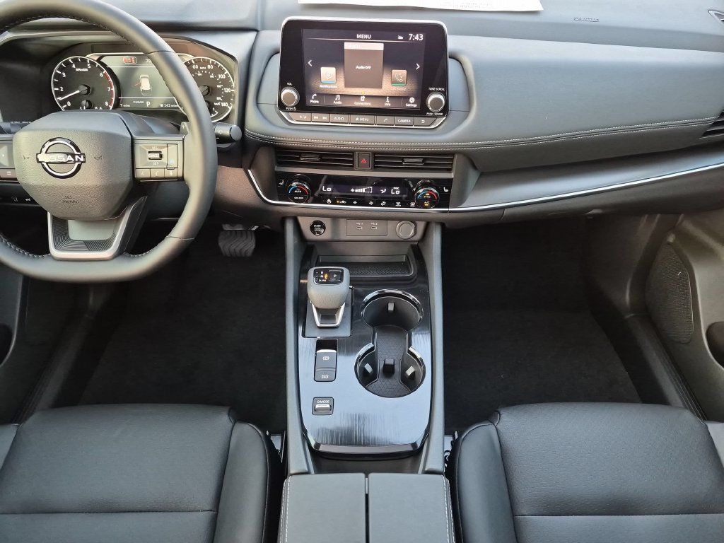 New 2026 Nissan Rogue Dark Armor FWD image 19