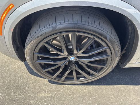 Used 2024 BMW X5 M60i AWD/4WD image 35