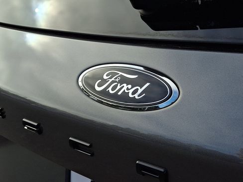 Used 2022 Ford Escape SEL w/ SEL Stealth AWD Package image 31