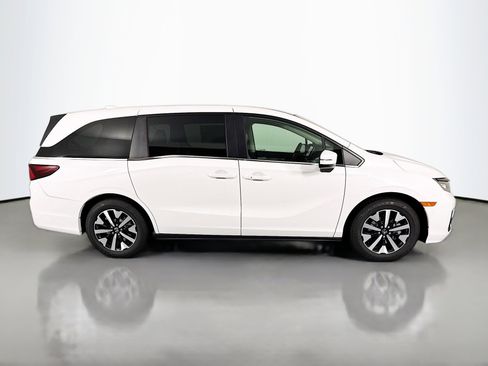 New 2026 Honda Odyssey EX-L image 4