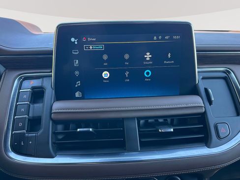 Certified 2023 Chevrolet Suburban High Country w/ Advanced Technology Package image 10