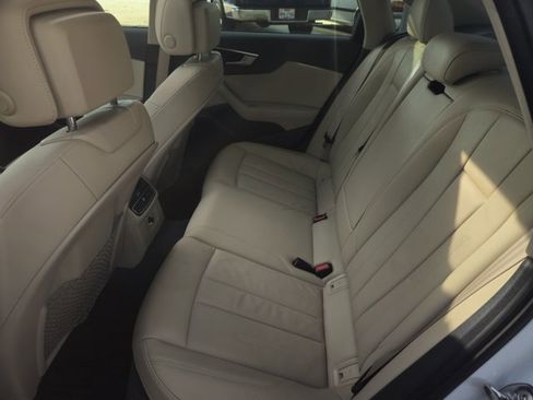 Used 2019 Audi A4 2.0T Premium w/ Convenience Package image 14