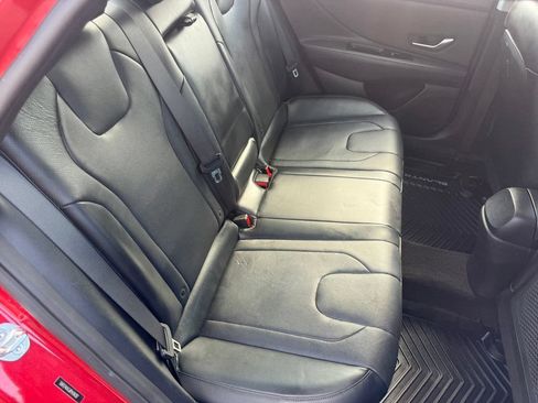 Used 2023 Hyundai Elantra Limited FWD image 45