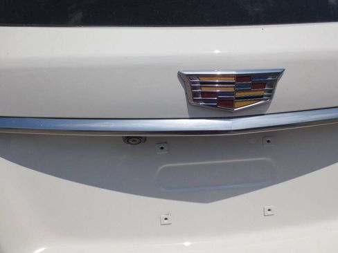 Used 2020 Cadillac XT5 Premium Luxury image 5