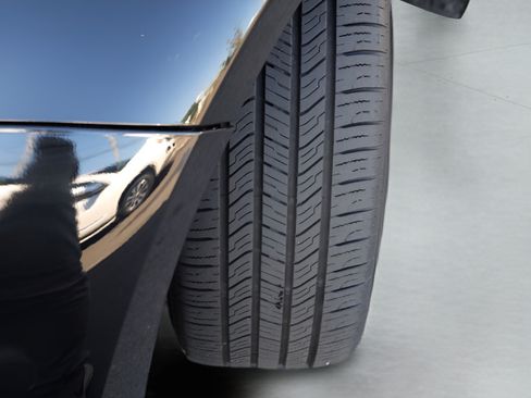 Certified 2024 Toyota Corolla LE FWD image 4
