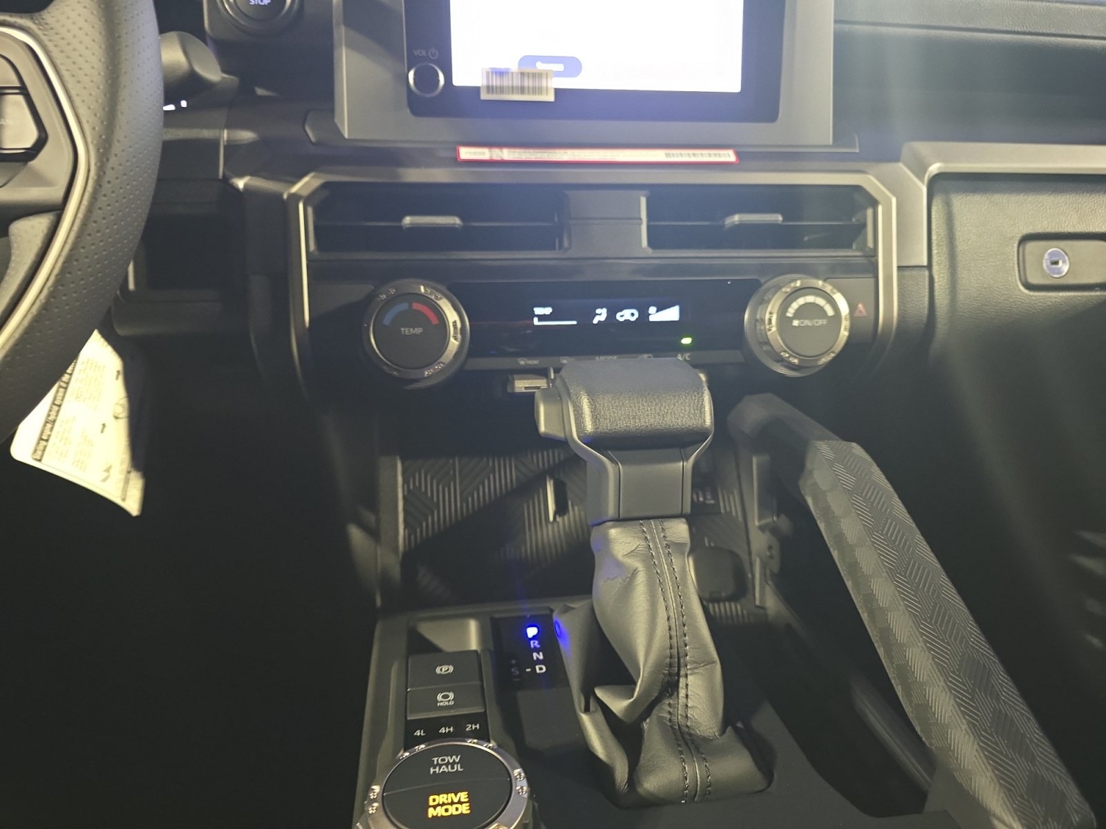 New 2026 Toyota 4Runner SR5 AWD/4WD image 11