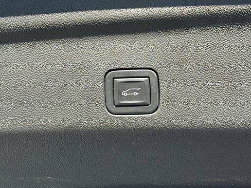 Used 2023 Chevrolet Tahoe RST w/ Luxury Package image 10