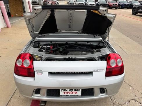 Used 2003 Toyota MR2 RWD image 32