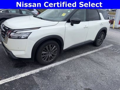 Certified 2022 Nissan Pathfinder SL w/ SL Premium Package