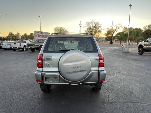 Used 2004 Toyota RAV4 2WD image 4
