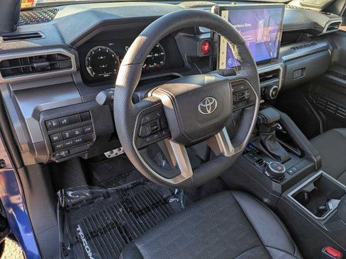 Used 2025 Toyota Tacoma TRD Sport w/ TRD Sport Premium Package image 2