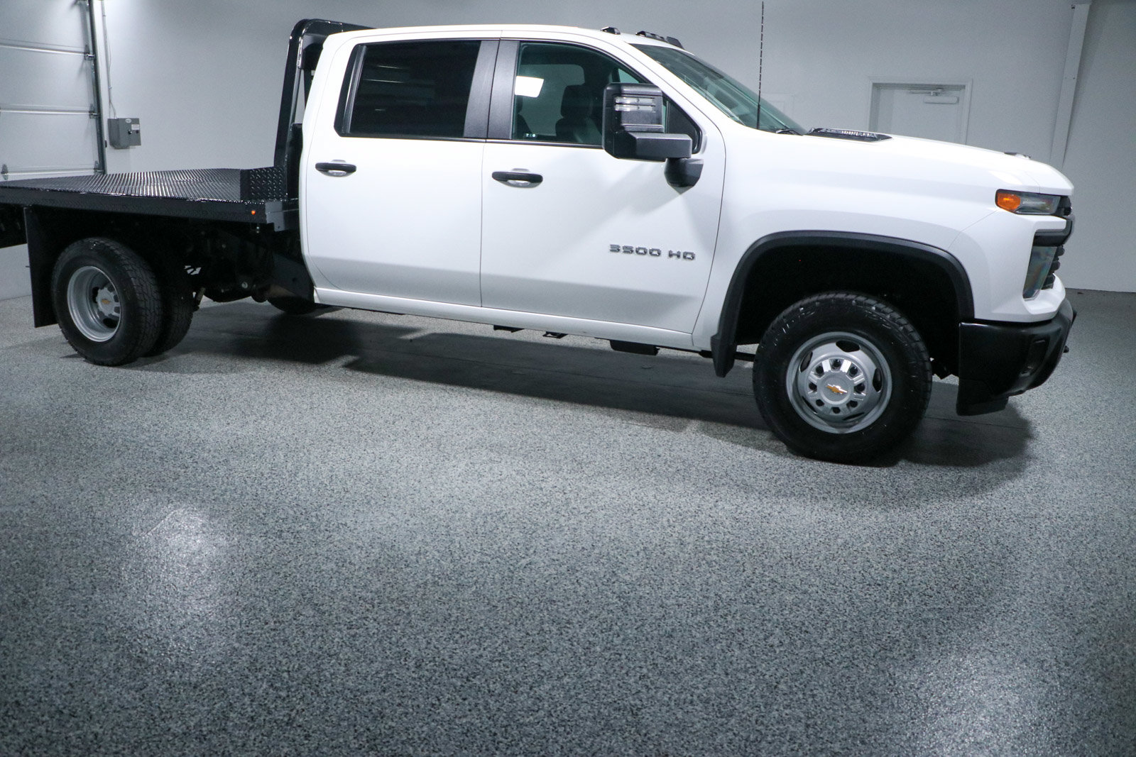 Used 2024 Chevrolet Silverado 3500 W/T AWD/4WD image 7