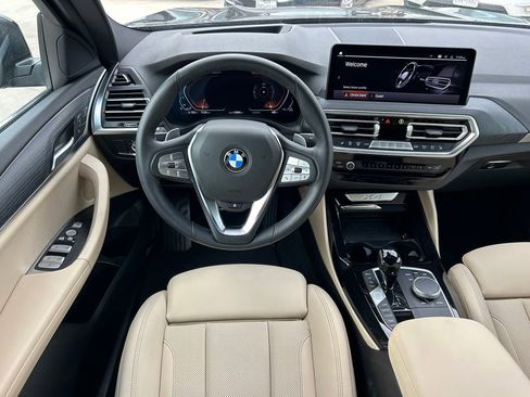Used 2025 BMW X4 xDrive30i image 18