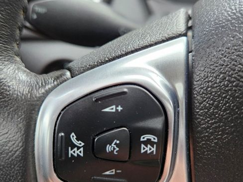 Used 2016 Ford Fiesta Titanium image 25